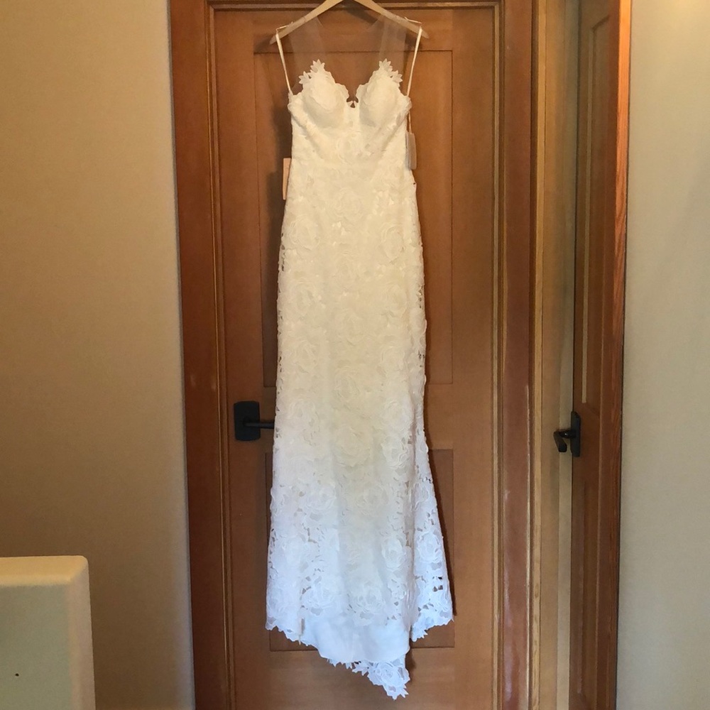 Wedding dress BHLDN - Picture 6 of 15